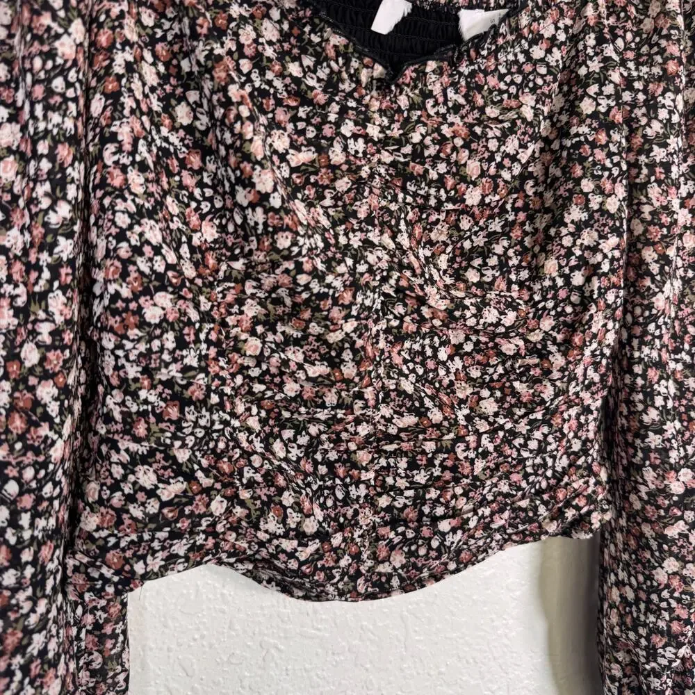 ASTR The Label Top Womens Small Floral Ruched Smocked Blouse Cottagecore Boho S